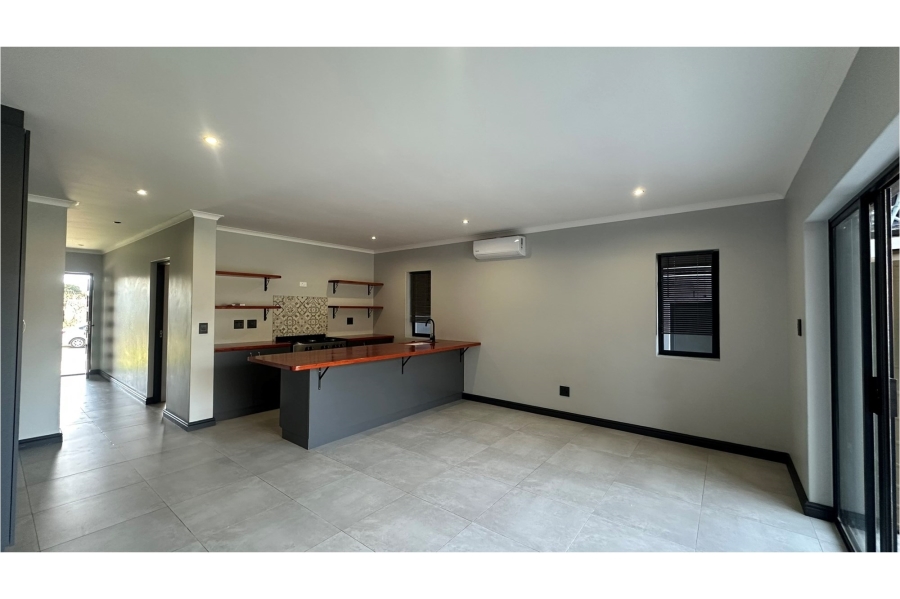 3 Bedroom Property for Sale in De Zoete Inval Western Cape